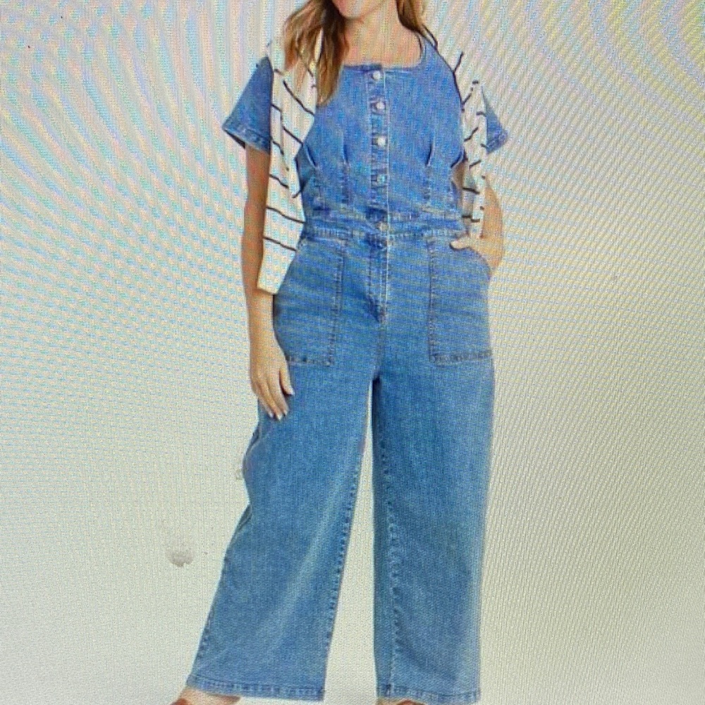 Ava & Viv - Women's Short Sleeve Button-Front Jumpsuit 17* see note below